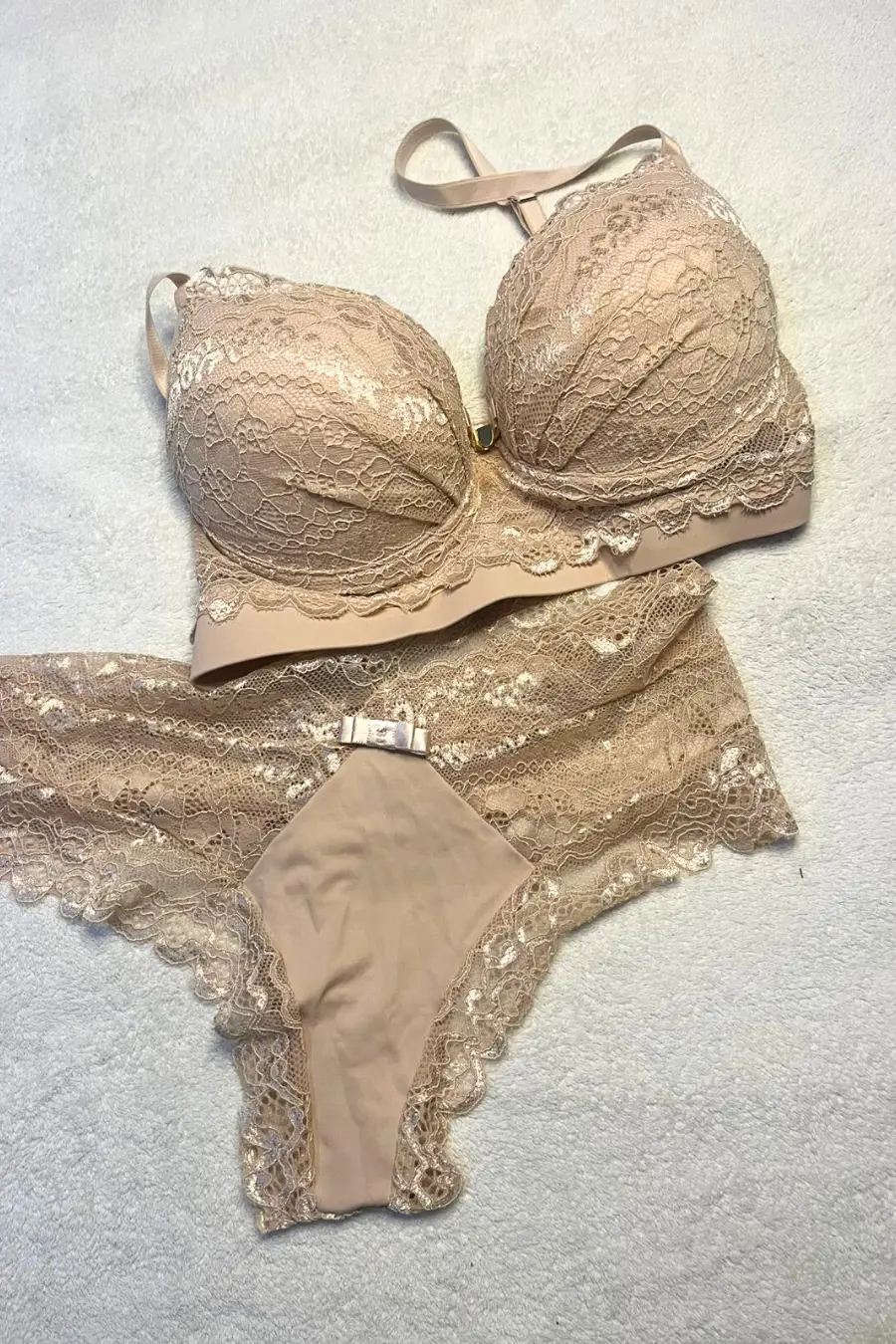 Conjunto de Lingerie em Renda e Microfibra - Imagem 2